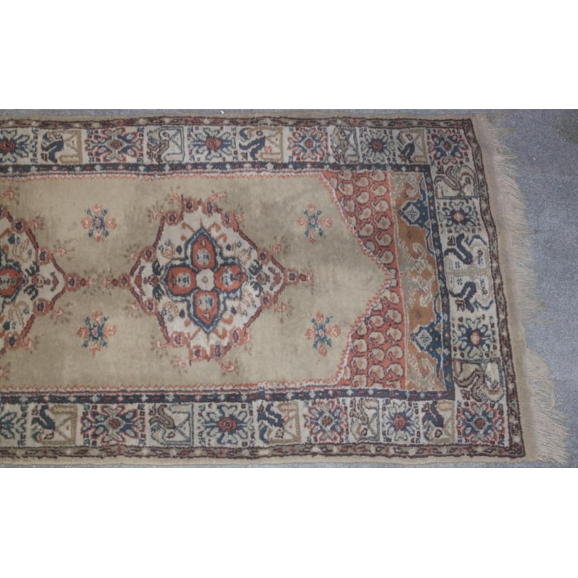 Beige-background runner rug - 3