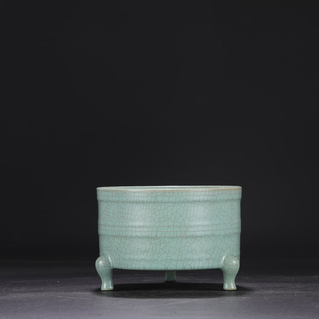 A large Northern Song Dynasty Ru ware celadon-glazed imperial censer with string patterns, formerly (1 of 6)