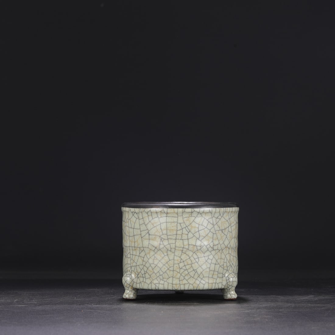 A Northern Song Dynasty Ge ware celadon-glazed, silver-rimmed, imperial-use, three-legged censer (1 of 7)
