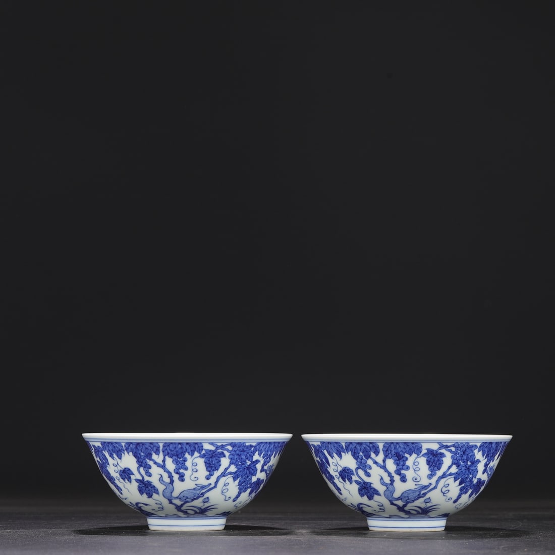 A pair of blue-and-white porcelain palace bowls from the Chenghua period of the Ming dynasty,: Dimensions: Height 7 cm, Diameter 14.5 cm.