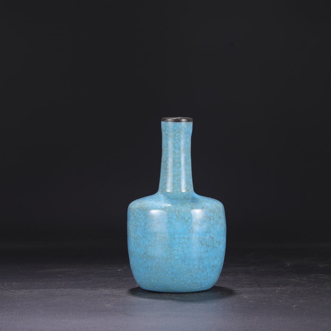 A Northern Song Dynasty Ru ware sky-blue glazed porcelain vase with ice-crack pattern and silver: Dimensions: Height 22.5 cm, Mouth diameter 4 cm, Belly diameter 12 cm.