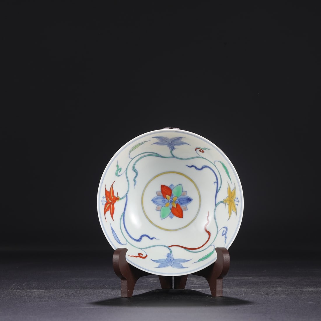 A Ming Dynasty Chenghua Doucai (enamel overglaze enamel) palace bowl with a design of intertwined (1 of 8)