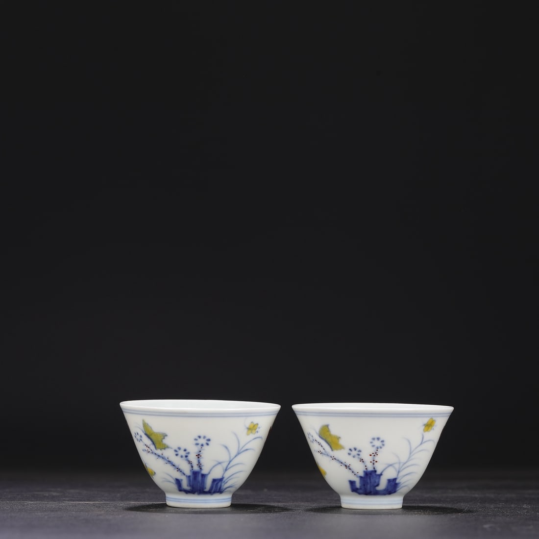 A pair of Ming Dynasty Chenghua Doucai "Three Autumns" cups, formerly in my collection.: Dimensions: Height 4.3 cm, Mouth Diameter 7 cm.