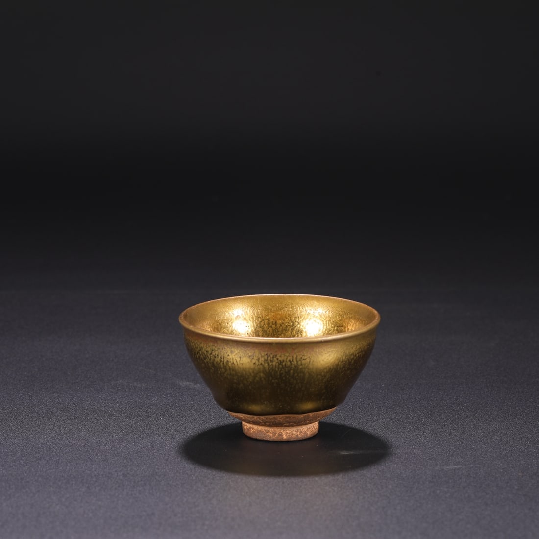 A Northern Song Dynasty Jian ware gold-glazed oil-spot tea bowl from a collection. (1 of 5)