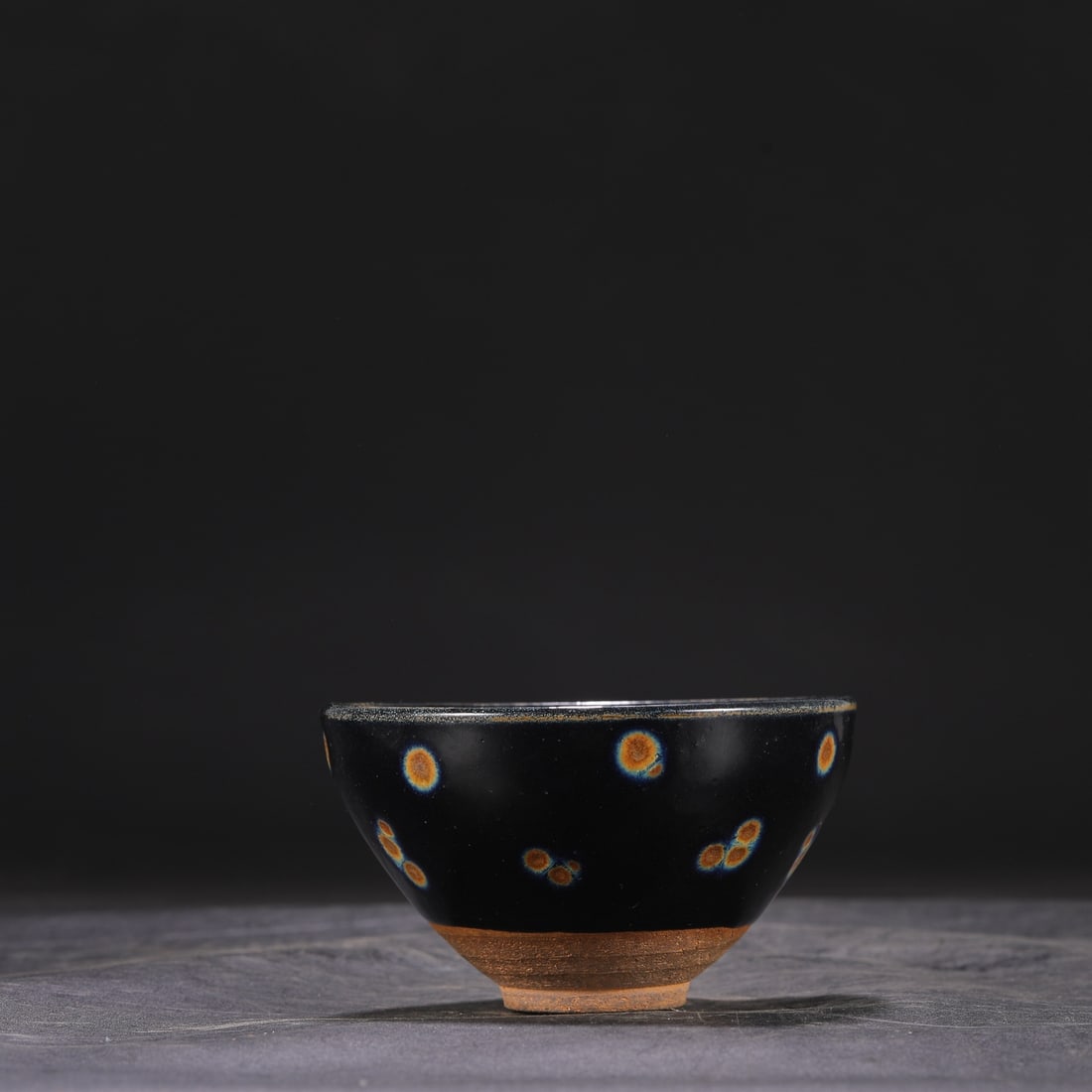 A Northern Song Dynasty Jian ware glazed bowl with a distinctive variegated pattern, formerly in the (1 of 6)