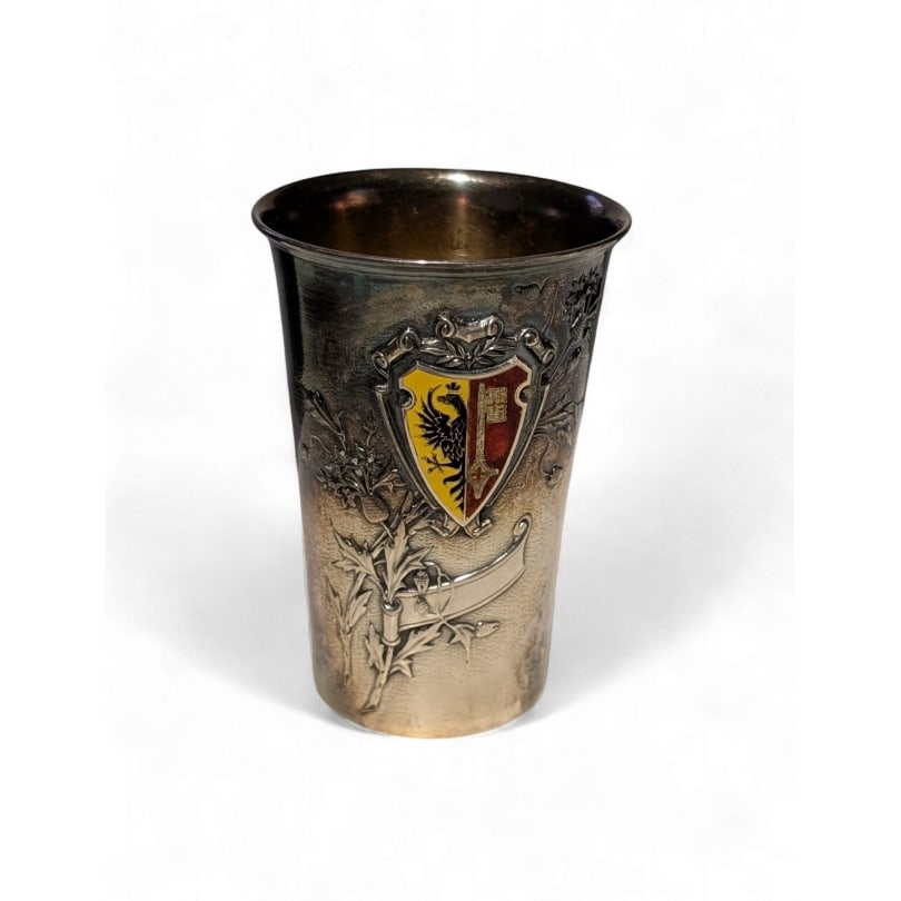 Swiss 20th century Geneva Silver Goblet: Geneva GobletOrigin: SwitzerlandPeriod: 20th centuryMaterials: SilverDimensions: Height 9 cm x Diameter 6 cm