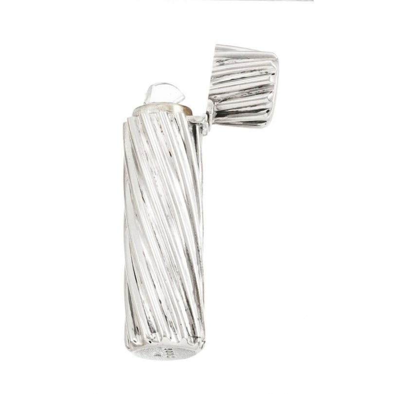 19th century english Silver and glass bottle: Silver bottle by Sampson Mordan, London, 1889, with a glass interiorOrigin: EnglandPeriod: 19th centuryMaterials: SilverDimensions: Height 7 cm x Diameter 2 cm