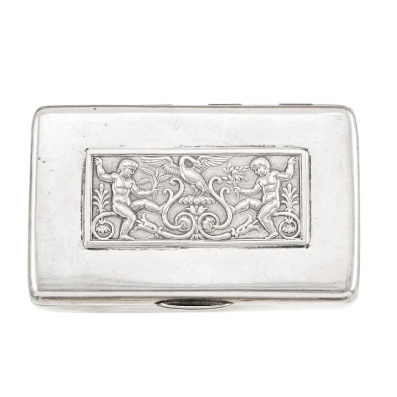 German Early 19th century Silver box with swan and cherubs: Silver box with swan and cherubs,61gOrigin: GermanyPeriod: Early 19th centuryMaterials: SilverDimensions: Ht 1.5 x 7.5 x 4.5 cm