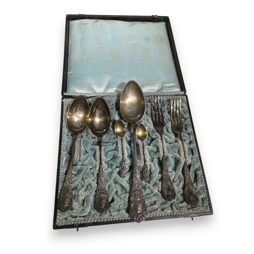 Swiss 20th century Silver spoon and fork set by Jezler: "Navigation" "Arquebus" Geneva silver 800 spoon and fork set by JezlerOrigin: SwitzerlandPeriod: 20th centuryMaterials: SilverDimensions: Ht 27 x 24 x 2 cm