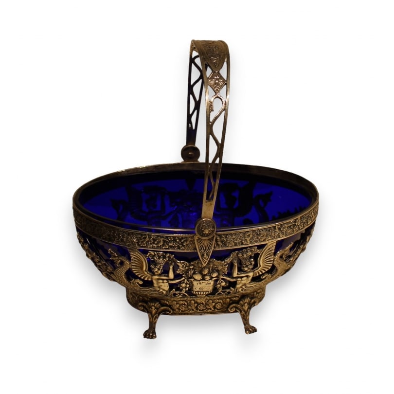 German 19th century Openwork basket in 800 silver, cobalt blue cut: Openwork basket in 800 silver, cobalt blue cutOrigin: GermanyPeriod: 19th centuryMaterials: SilverDimensions: Ht 22 x 19 x 15.5 cm