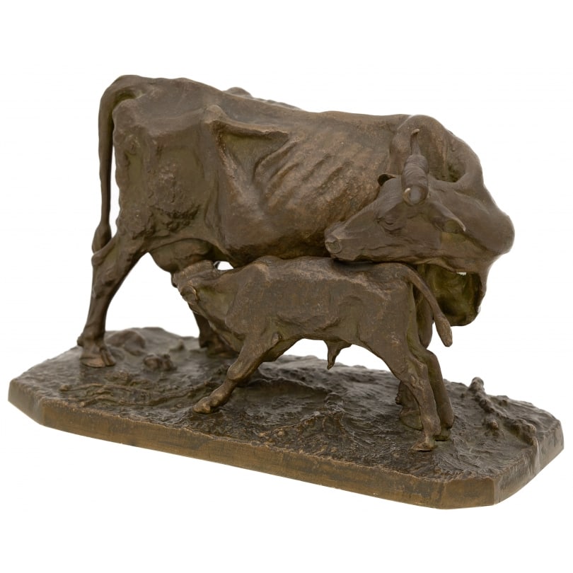 Bronze "Cow and Calf" signed PJ MÈNE: Bronze sculpture "Cow and calf" signed PJ MÈNE (Pierre-Jules 1810-1879)Origin: FrancePeriod: 19th centuryMaterials: BronzeDimensions: Ht 13 x 22 x 11 cm