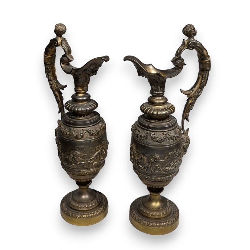 French 19th century Pair of bronze ewers: Pair of bronze ewersOrigin: FrancePeriod: 19th centuryMaterials: BronzeDimensions: Ht 34 x 14 x 9 cm