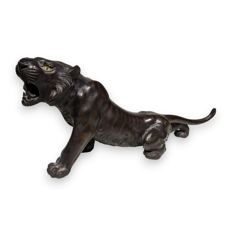 19th century Roaring tiger in bronze brand Seiya GENRYUSAI (1 of 4)