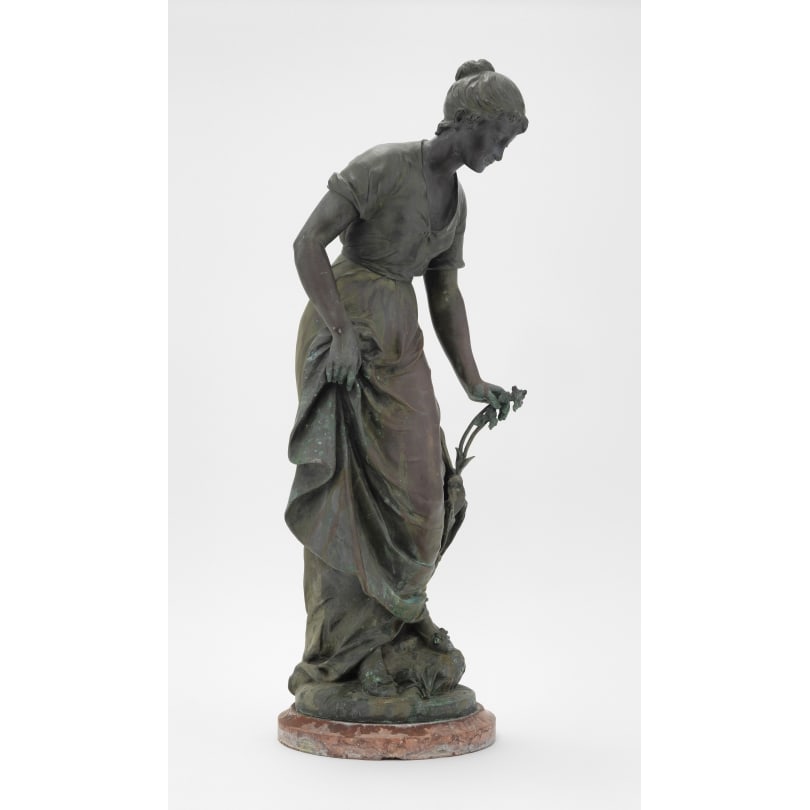 19th century Bronze sculpture "Woman holding an iris" signed S. KINSBURGER: Bronze sculpture "Woman holding an iris" signed S. KINSBURGER (Sylvain 1855-1935), red marble baseOrigin: FrancePeriod: 19th centuryMaterials: BronzeDimensions: Ht 67 x 24 x 22 cm