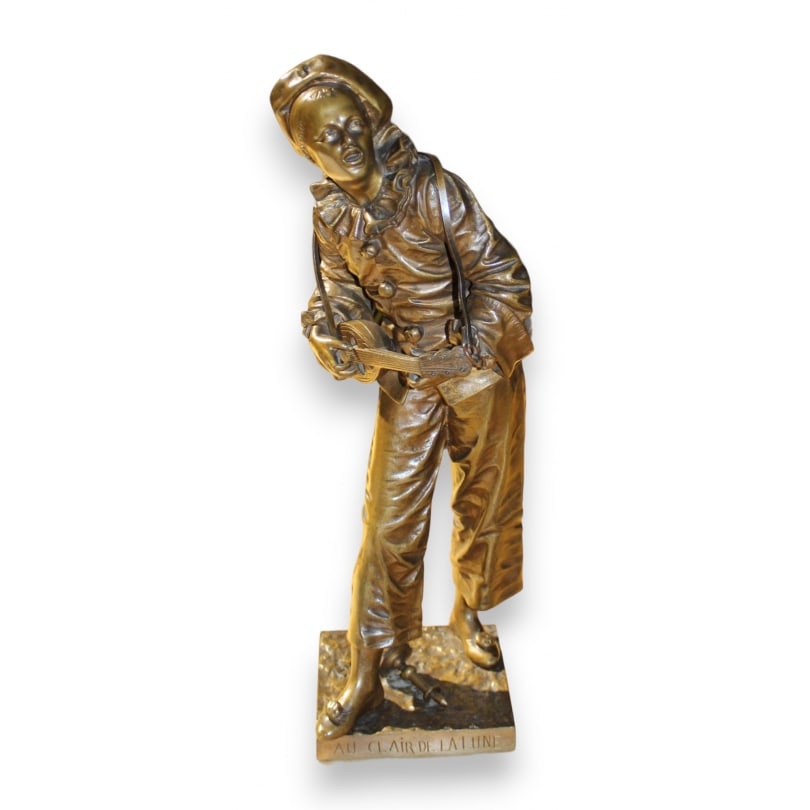 19th century Bronze sculpture "By the Light of the Moon" signed BOURET: Bronze sculpture "By the Light of the Moon" signed BOURET (Eutrope 1833-1906)Origin: FrancePeriod: 19th centuryMaterials: BronzeDimensions: Ht 46 x 20 x 16 cm