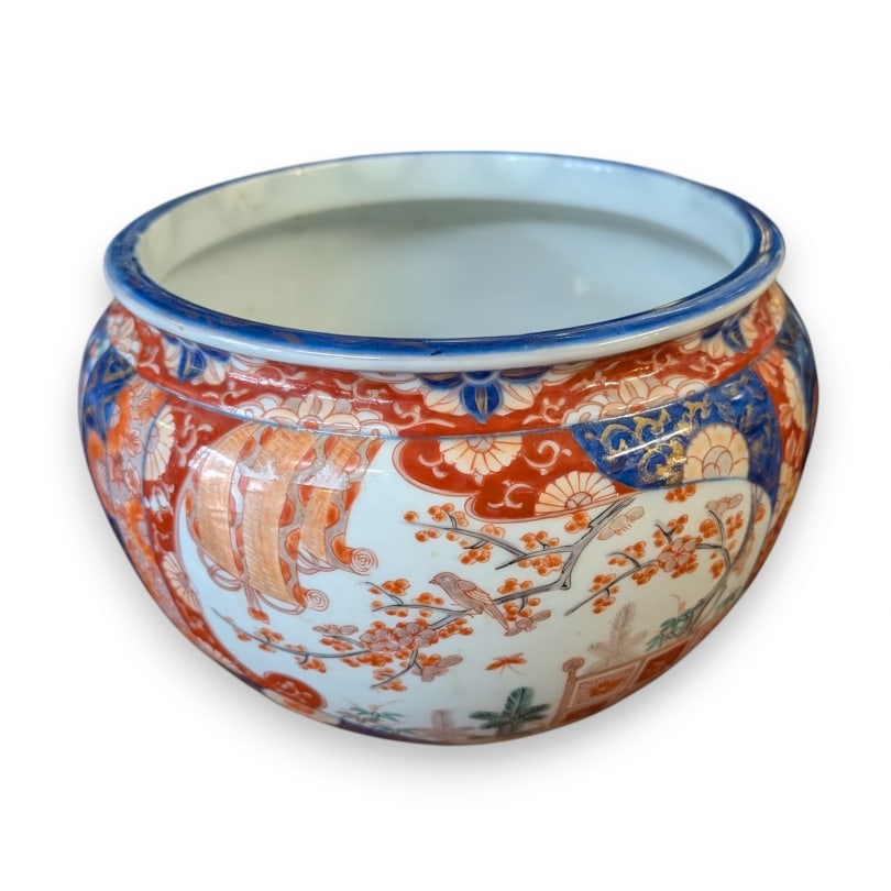 19th century Imari porcelain plant pot (1 of 2)
