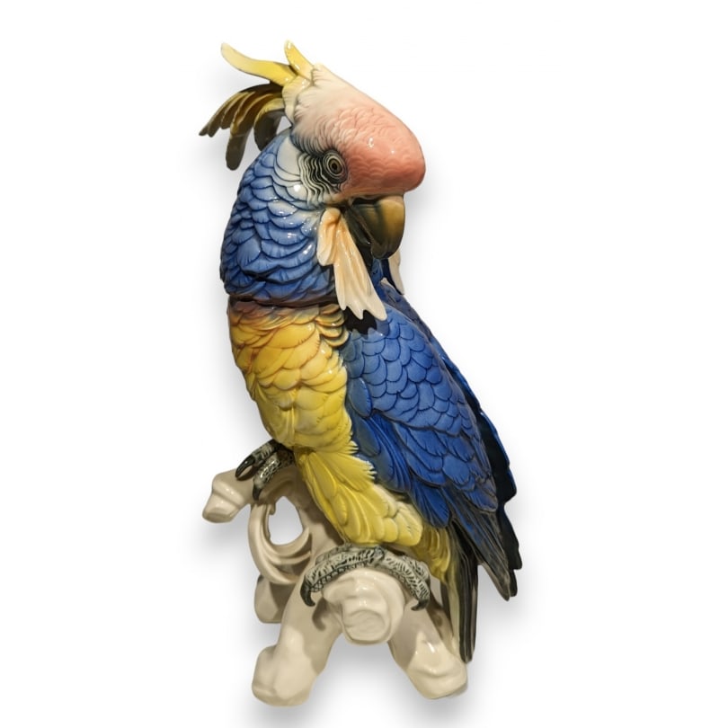 20th century Karl ENS Porcelain Cockatoo: Karl ENS Porcelain CockatooOrigin: GermanyPeriod: 20th centuryMaterials: PorcelainDimensions: Ht 34 x 20 x 14 cm