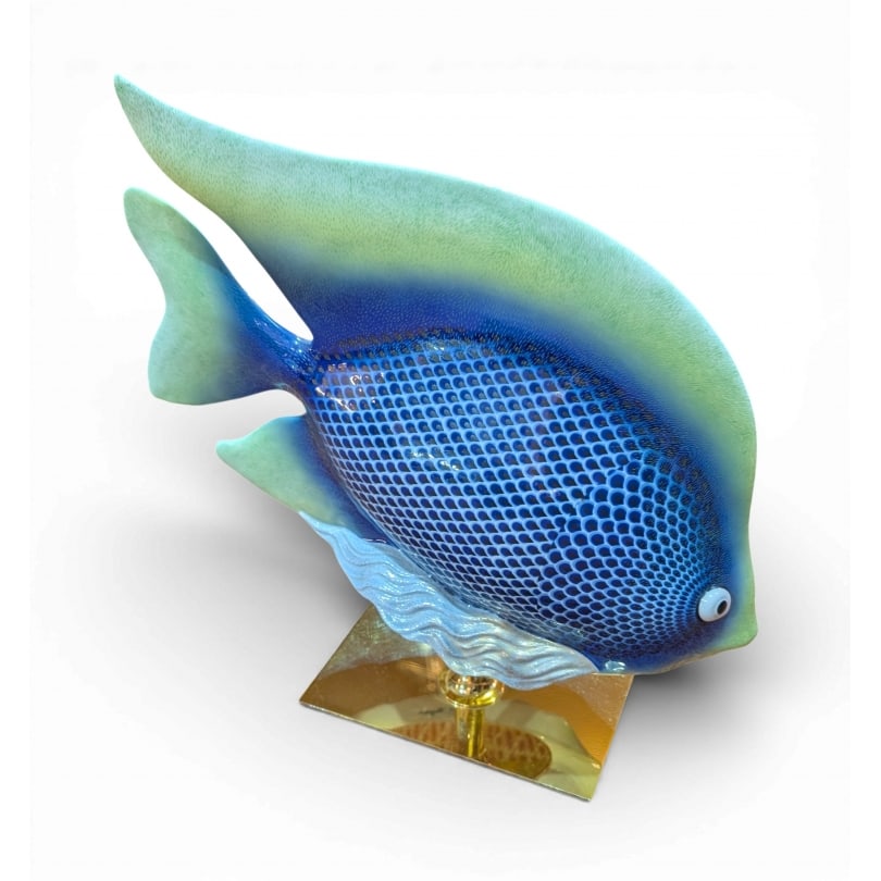 20th century Blue porcelain fish from MANGANI: Blue porcelain fish by MANGANI, on a brass baseOrigin: ItalyPeriod: 20th centuryMaterials: PorcelainDimensions: Ht 32 x 33 x 10 cm