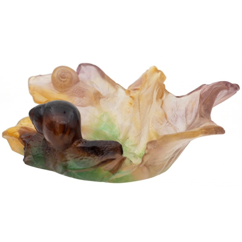 Snail-shaped trinket tray by Daum, France: Snail-shaped trinket tray by Daum, FranceOrigin: FrancePeriod: 20th centuryMaterials: GlassDimensions: Ht 6 x 18.5 x 16 cm