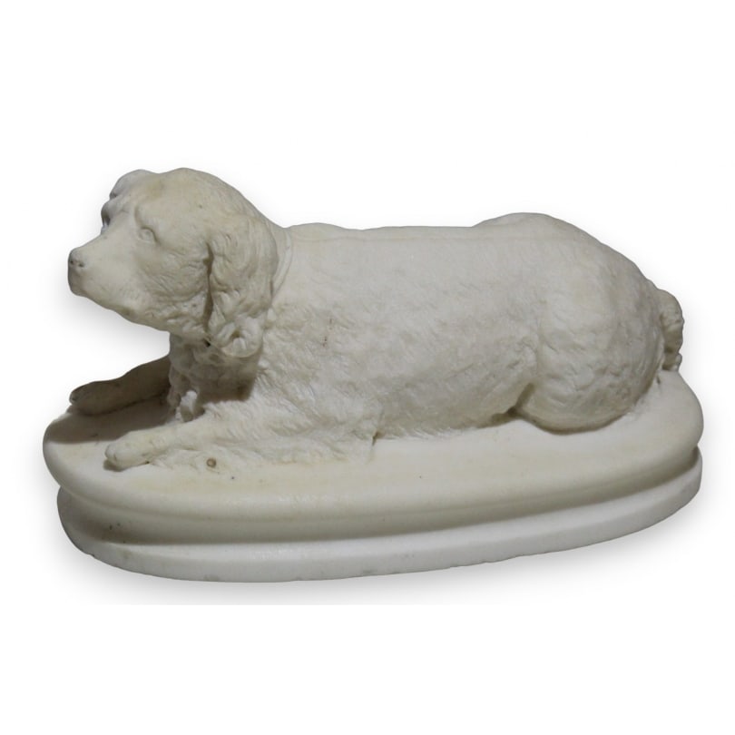 19th century White marble sculpture "Dog": White marble sculpture "Dog"Origin: ItalyPeriod: 19th centuryMaterials: MarbleDimensions: Ht 14 x 26 x 15 cm