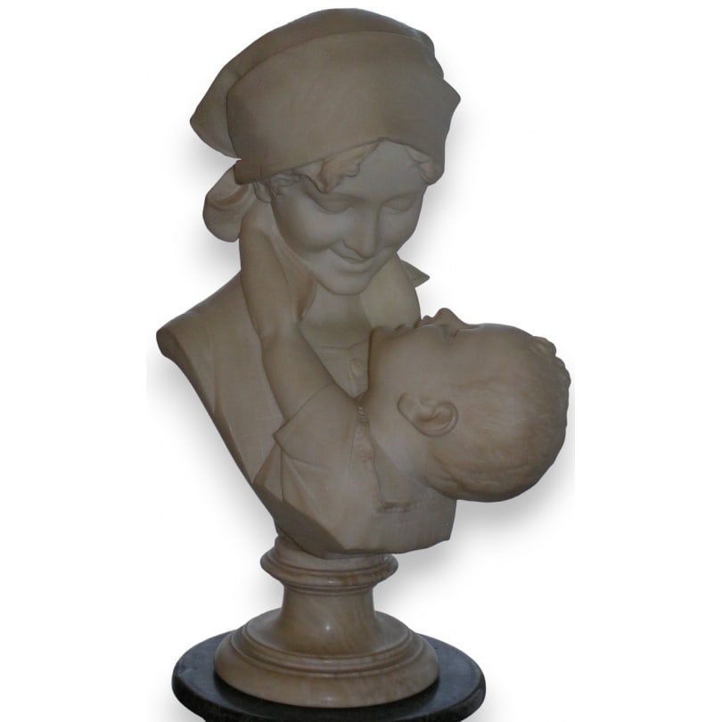 19th century Sculpture "Bust with Child", signed FIASCHI: Sculpture "Bust with Child", signed on the back PGE FIASCHI, in white marble.PGE FIASCHI (Emilio, 1858-1941).Origin: ItalyPeriod: 19th centuryMaterials: MarbleDimensions: Ht 55 x 28 x 33 cm