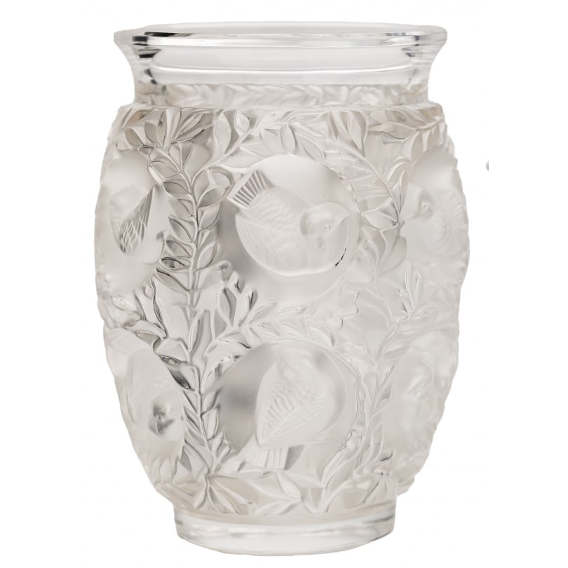 Bagatelle vase signed LALIQUE: Bagatelle vase signed LALIQUE FranceOrigin: FrancePeriod: 20th centuryMaterials: GlassDimensions: Height 17.5 x Diameter 11 cm