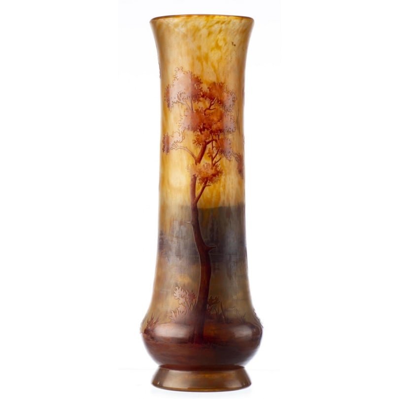 French Large landscape vase signed DAUM Nancy: Large vase in thick glass decorated with a red and brown lakeside landscape on a yellow-orange background mottled with interspersed powders. Signed "Daum Nancy" under the base.Origin: FrancePeriod: 20