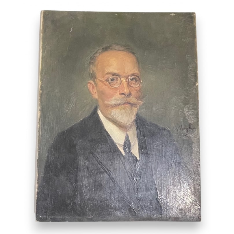 Swiss Painting "Portrait of a Professor": Oil on wood "Portrait of a Professor" signed Ch. HEGELAN 1925Origin: SwitzerlandPeriod: 20th centuryMaterials: Oil on woodDimensions: Ht 41 x 31 cm
