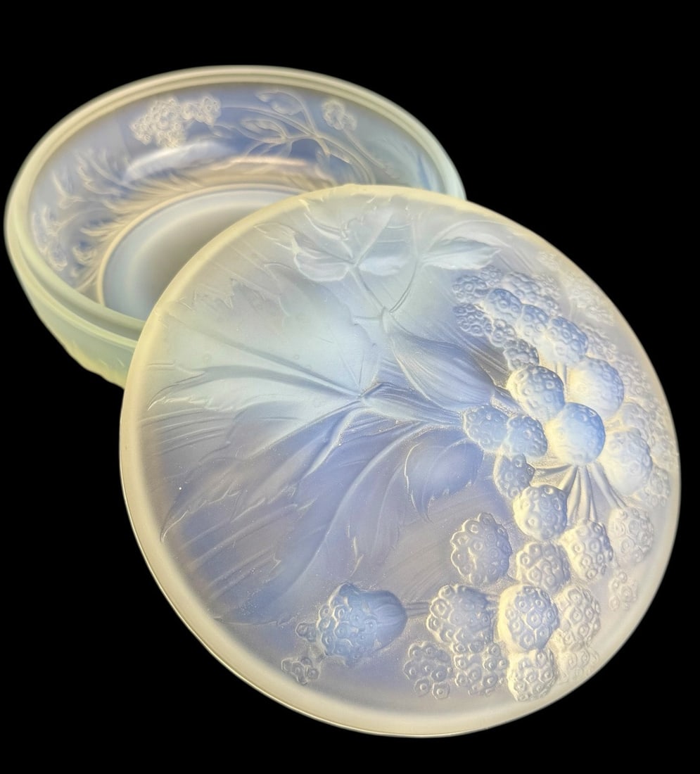 Etling - Opalescent candy dish with raspberry decoration: Opalescent pale blue pressed molded glass bonbonnière decorated with raspberries from the Etling Paris company, circa 1920. Signed Etling 110 France in high relief.Edmond Etling was a Parisian dealer