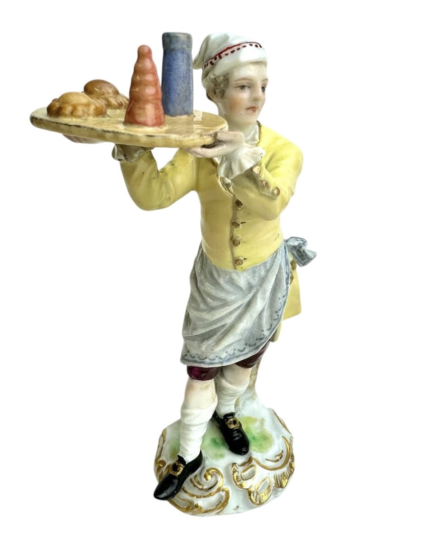 Meissen - The Cries of Paris, Lemonade Vendor: "Meissen - The Cries of Paris, Lemonade Seller"Meissen porcelain figurine from the series "The Cries of Paris," Lemonade Seller (Limonadenverkäufer). Model created by Peter Reinicke around 1753-1754.