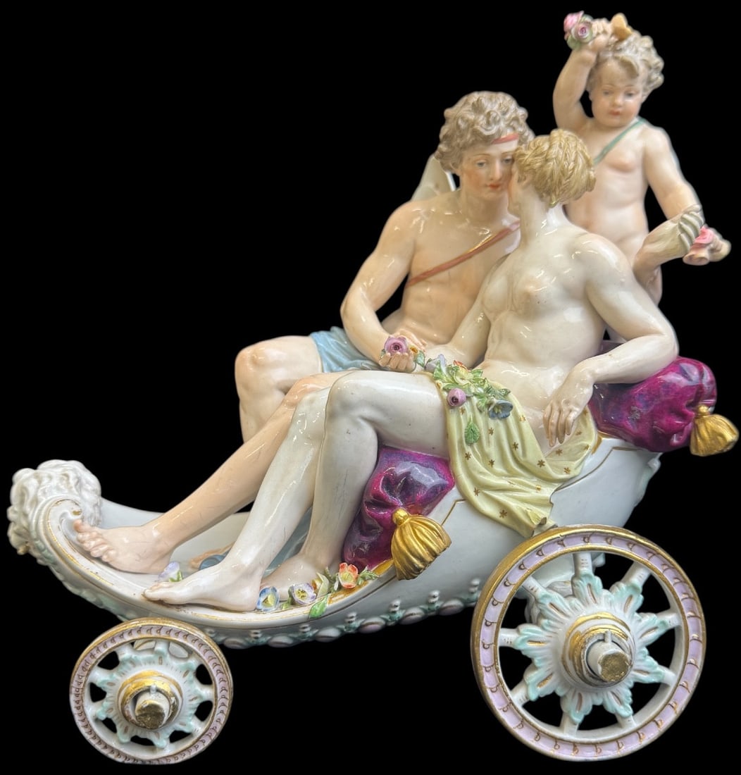 Meissen - Porcelain group Flora and Zephyr in a chariot.: A Meissen porcelain group from the mythology series depicting Flora, goddess of spring, and Zephyr, god of the west wind and Flora's husband, seated in a chariot with Cupid standing behind them. (Flor