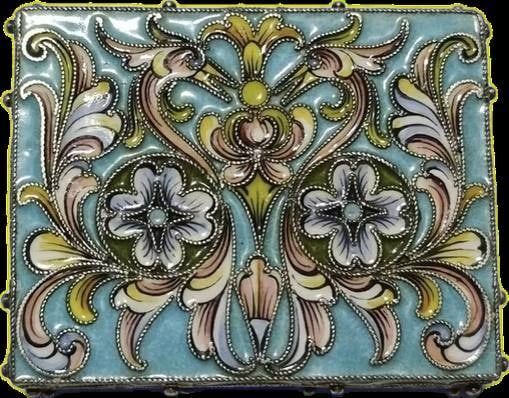 Antique Russian Empire silver snuffbox with polychrome enamel, 84: A silver snuffbox with polychrome enamel, 84 assay value.This item is in excellent condition, with no chips or cracks in the enamel.