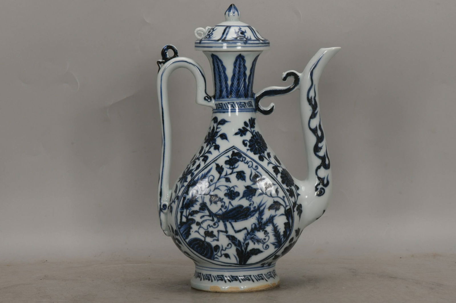 Yuan Dynasty blue and white porcelain ewer with insect motif (1 of 8)