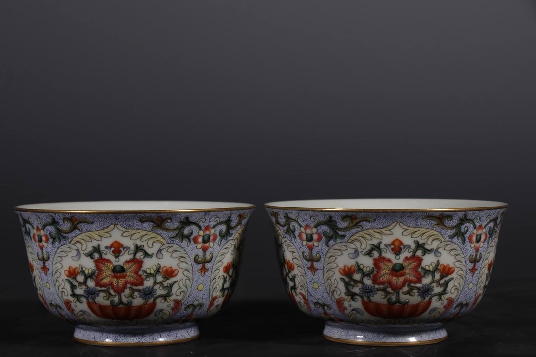 Qing Dynasty, Qianlong Period: Enamelled Guan Kiln Bowl with Grooved Pattern: Qing Dynasty, Qianlong Period: Enamelled Guan Kiln Bowl with Grooved Pattern, Height 6.6 cm, Mouth 11.6 cm, Base 6 cm