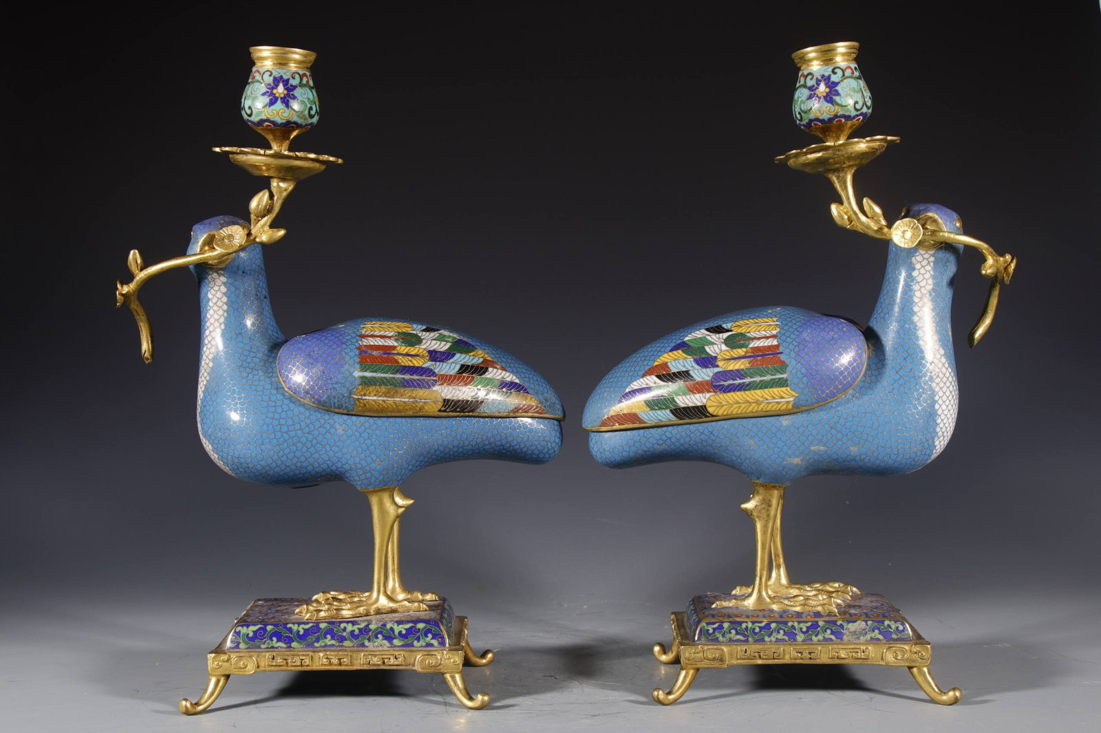 Qing Dynasty, Qianlong Period Copper-bodied enamel crane with gold plating: Qing Dynasty, Qianlong Period: Copper-bodied enamel crane with gold plating, 39 cm high, 27.5 cm in diameter at the mouth, and 18 cm in diameter at the base.