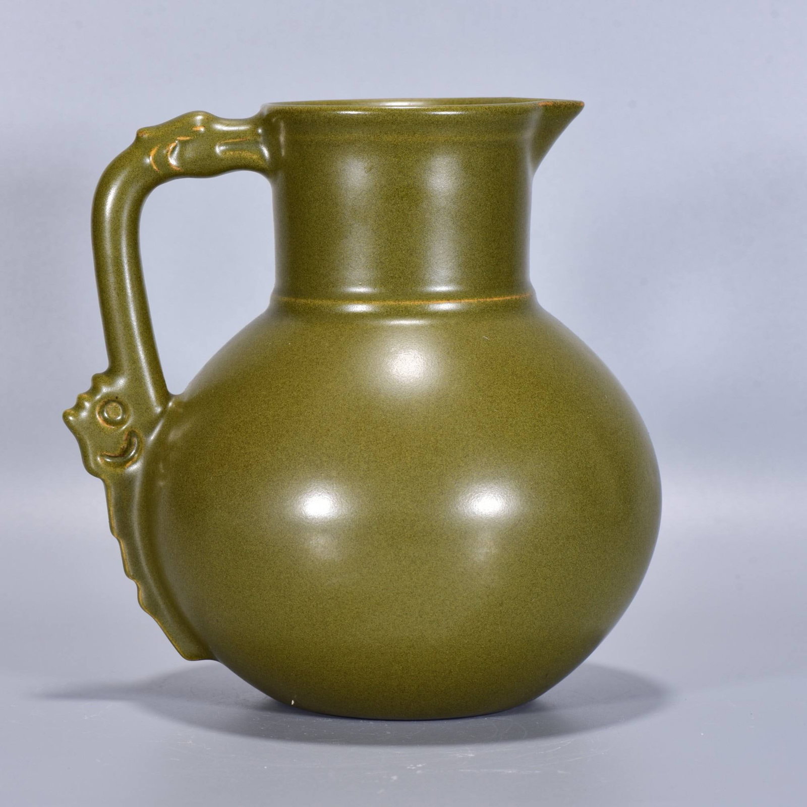 Tea-dust glaze flower ewer, Qing Dynasty, Qianlong period: Tea-dust glaze flower ewer, Qing Dynasty, Qianlong period, 20*20 cm