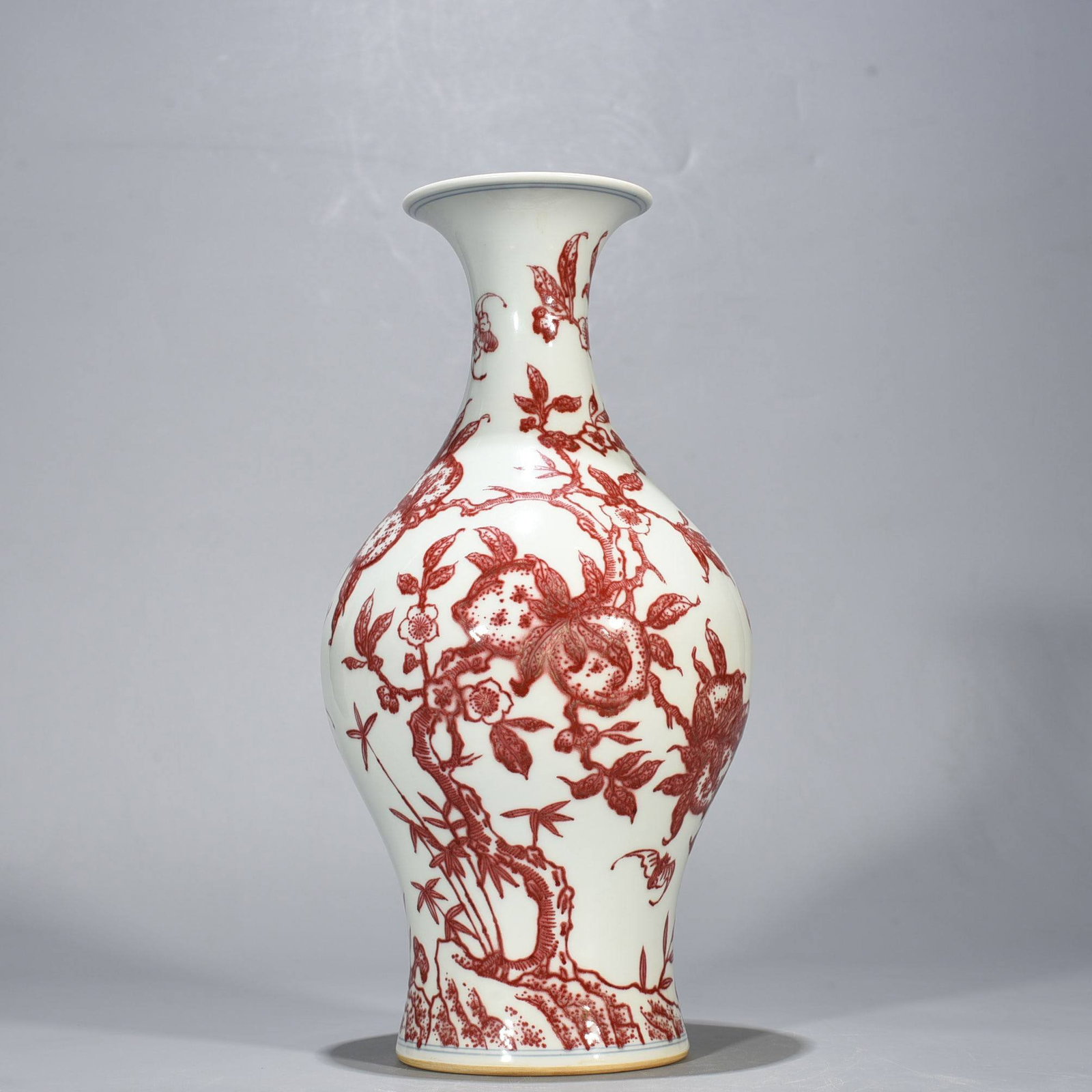 Qing Dynasty Qianlong period underglaze red olive-shaped vase (1 of 9)