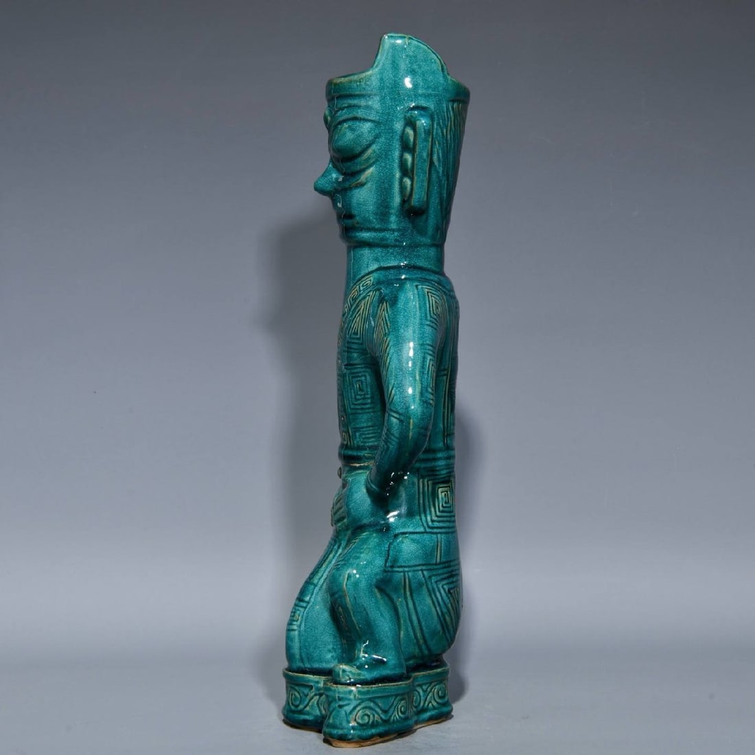 A kneeling shaman statue (1 of 9)