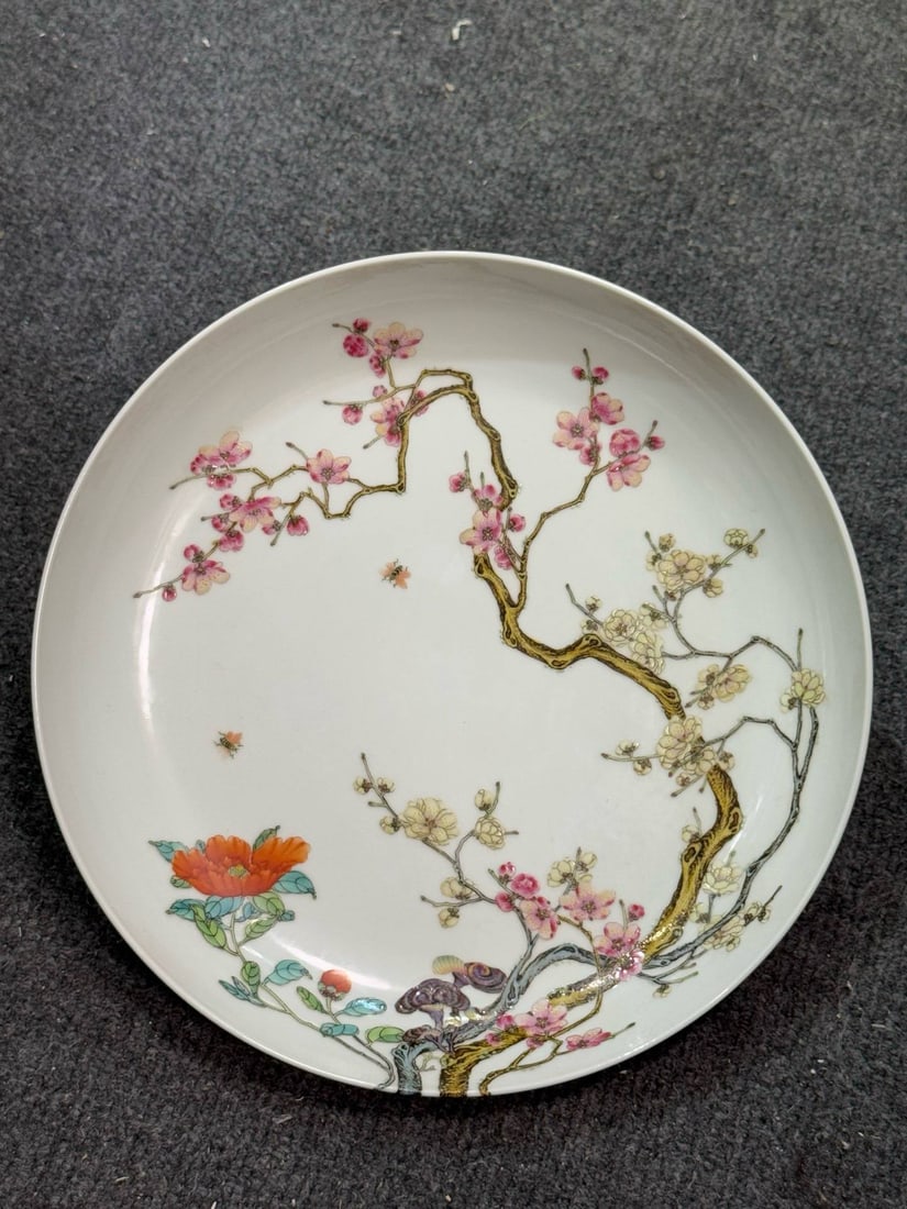 Qing Dynasty, Yongzheng period, famille rose overglaze floral plate (1 of 9)