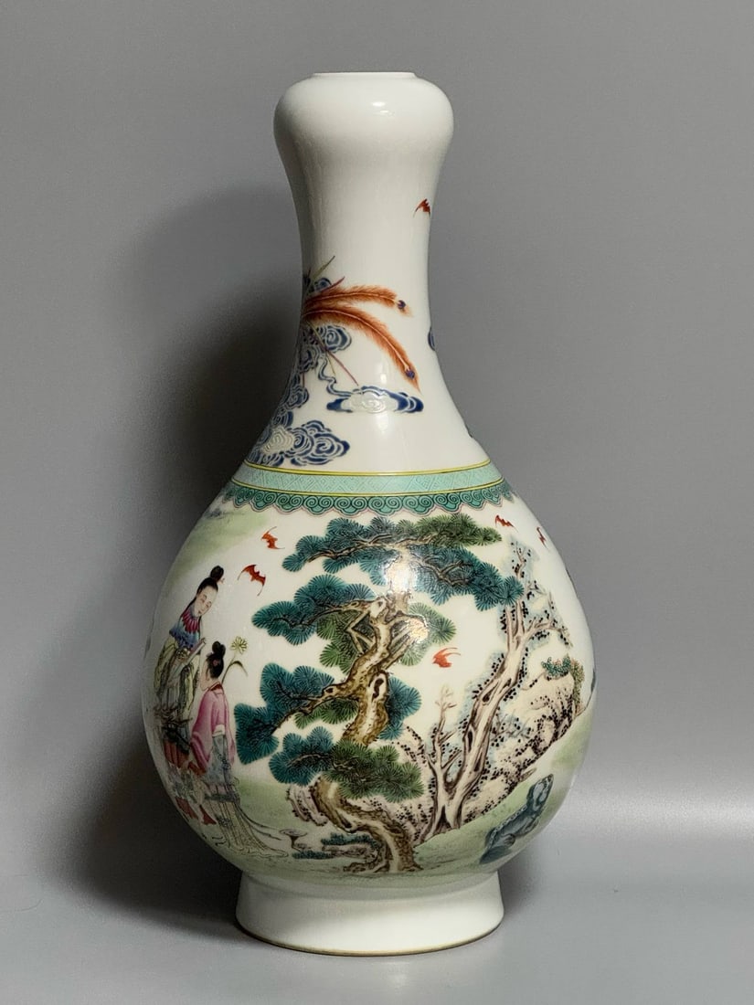 A Qing Dynasty Yongzheng period famille rose garlic-shaped vase (1 of 9)