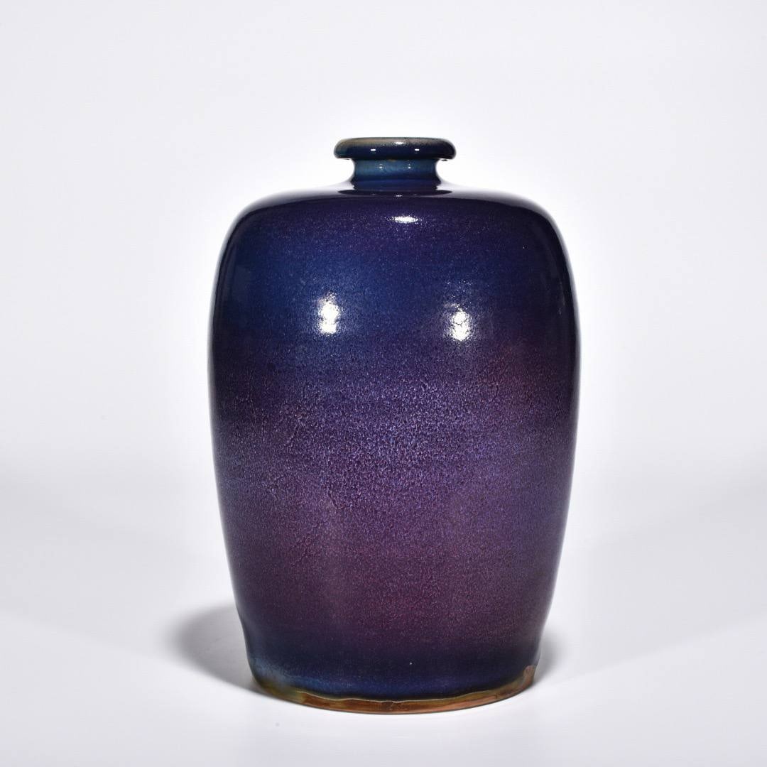 A Song Dynasty Jun ware plum vase (1 of 9)