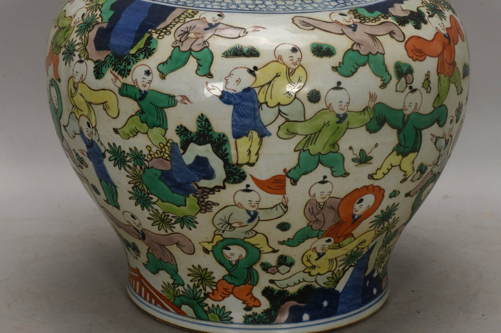 A polychrome covered jar - 4
