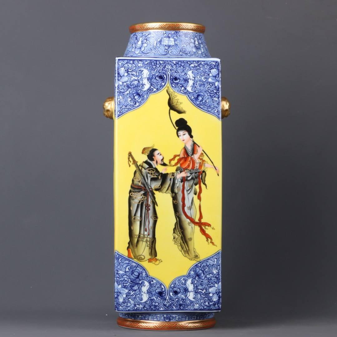 square vases with enamel-gilt blue and white decoration depicting: square vases with enamel-gilt blue and white decoration depicting the Eight Immortals, dating to the Qianlong period of the Qing Dynasty. Height and width: 49*21cm