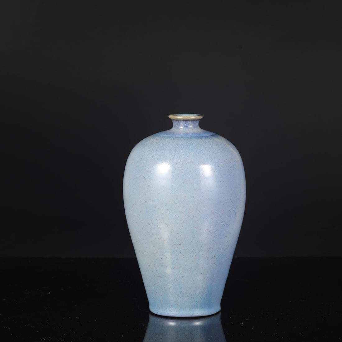 A large Northern Song Dynasty Jun ware plum vase with grape-purple glaze, formerly in the: Dimensions: Height 24.5 cm, Mouth diameter 3 cm, Belly diameter 15.5 cm.