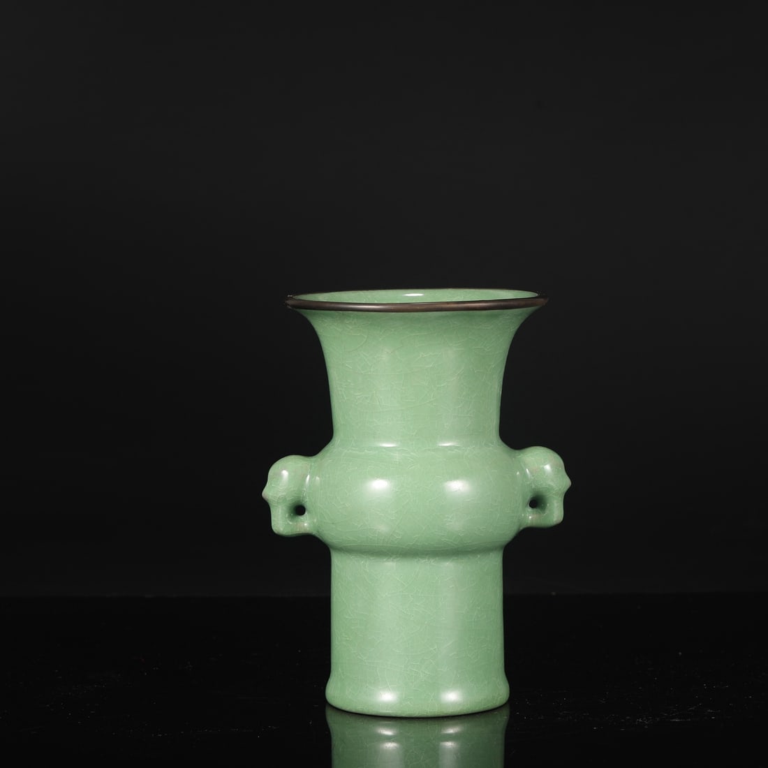 A Northern Song Dynasty Ru ware vase with jade-green glaze, ice-crack pattern, and inlaid silver (1 of 7)