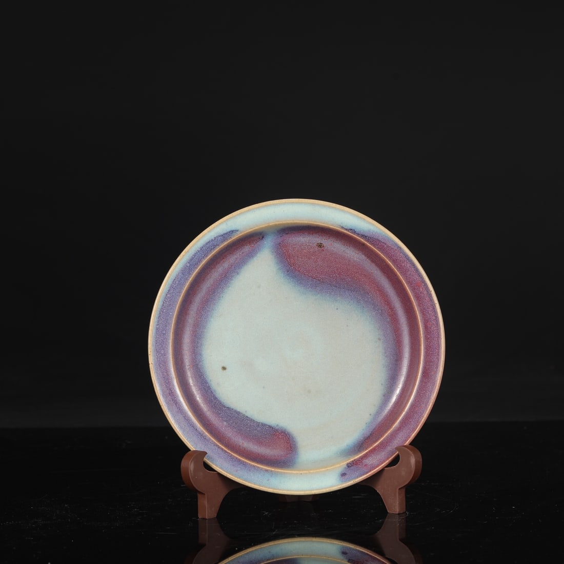 A large Northern Song Dynasty Jun ware dish with purplish-red spots and a folded rim, formerly in: Height: 2.5 cm, Diameter: 19 cm