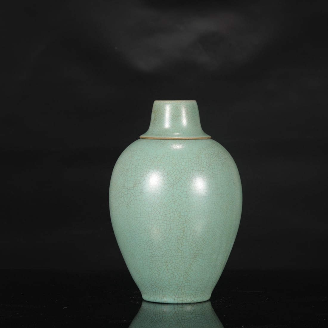 A large Northern Song Dynasty Ru ware celadon-glazed covered plum vase with an inscription by (1 of 7)