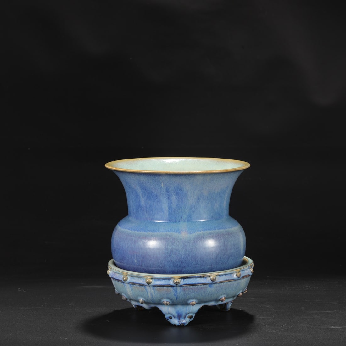 A set of Northern Song Dynasty Jun ware grape-purple glazed imperial spittoon-shaped basin stands, (1 of 8)