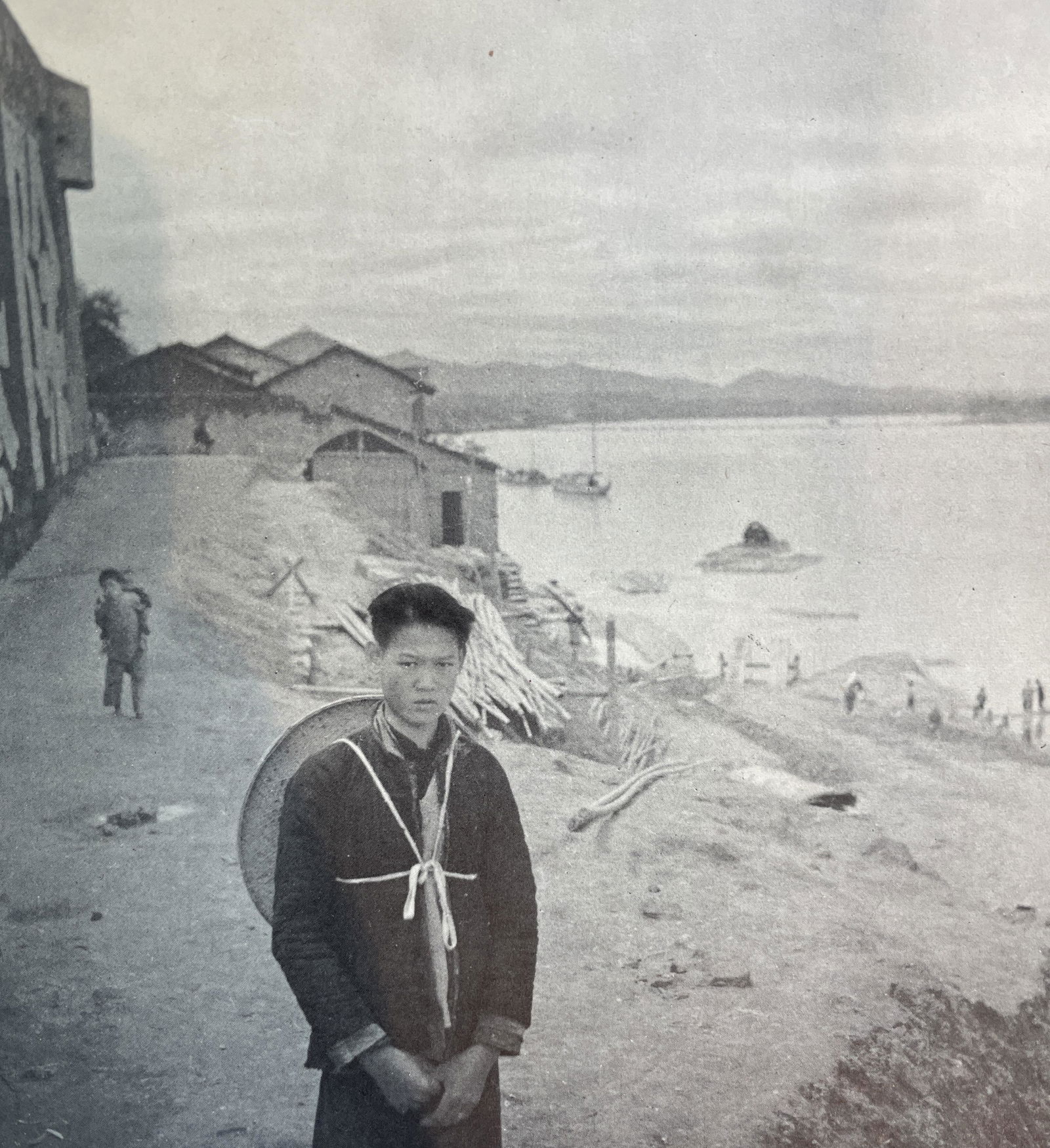 Cecil Beaton "Chinese Coolie" Print: Cecil Beaton (1904-1980) was a British photographer, designer, and writer. He is known for his iconic fashion and portrait photography, as well as his work as a costume and set designer for film and s