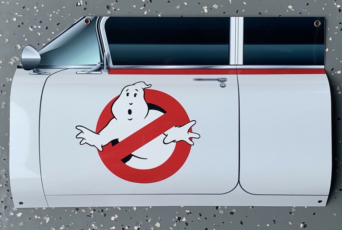 Ghostbusters Car Garage Display (1 of 3)